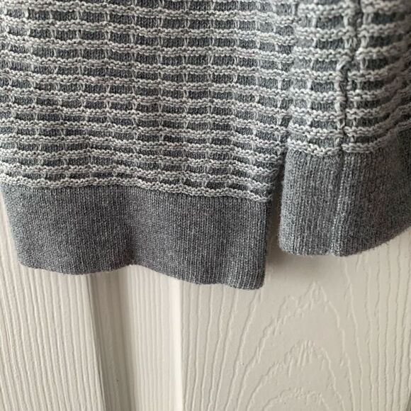 Express | Waffle Knit Sweater - Picture 4 of 7